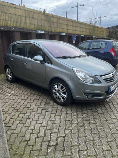 Opel Corsa D 1.4 Benzină Automată | 2010 | Întreținut | Recent Revizuit