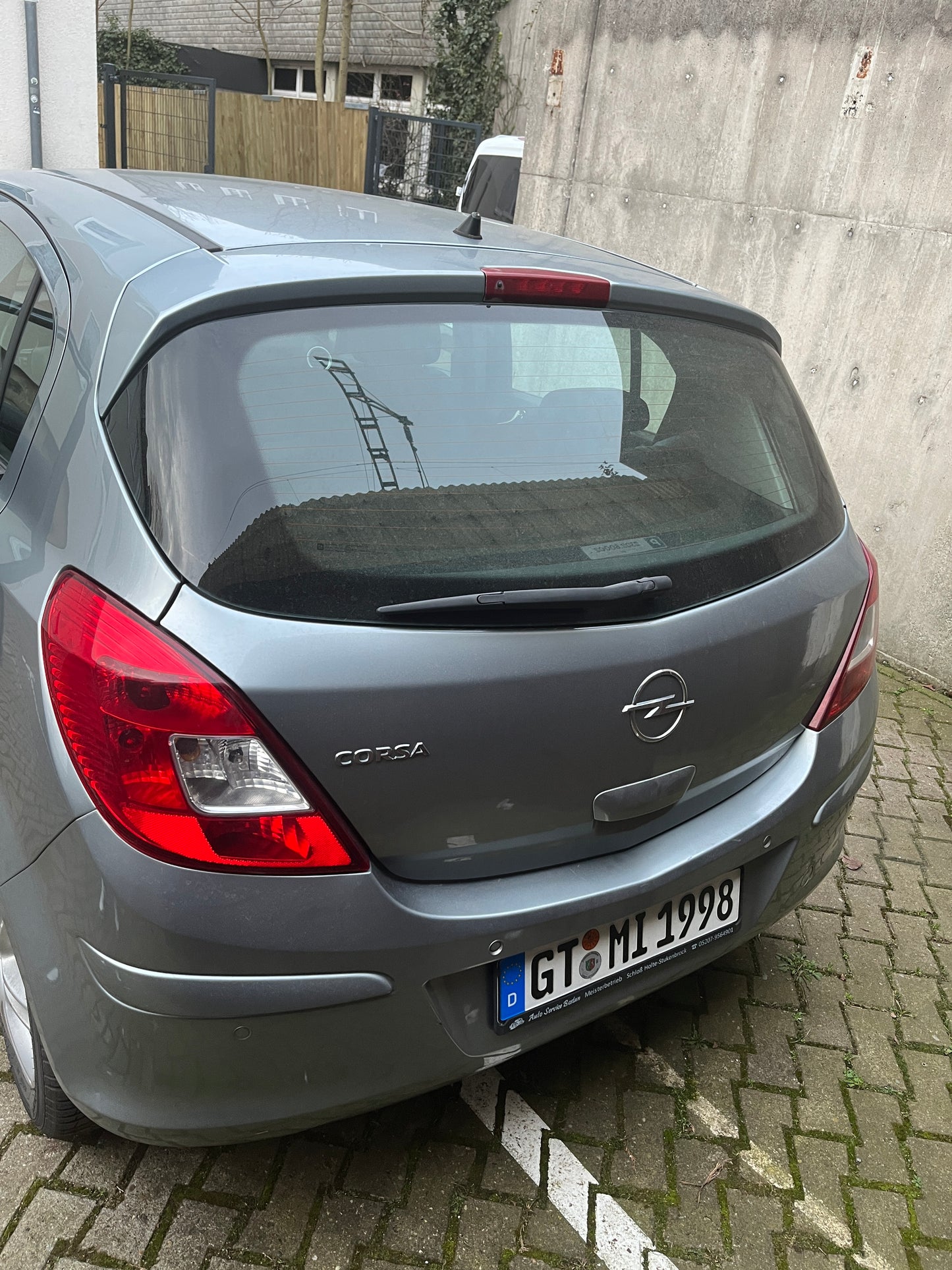 Opel Corsa D 1.4 Benzină Automată | 2010 | Întreținut | Recent Revizuit